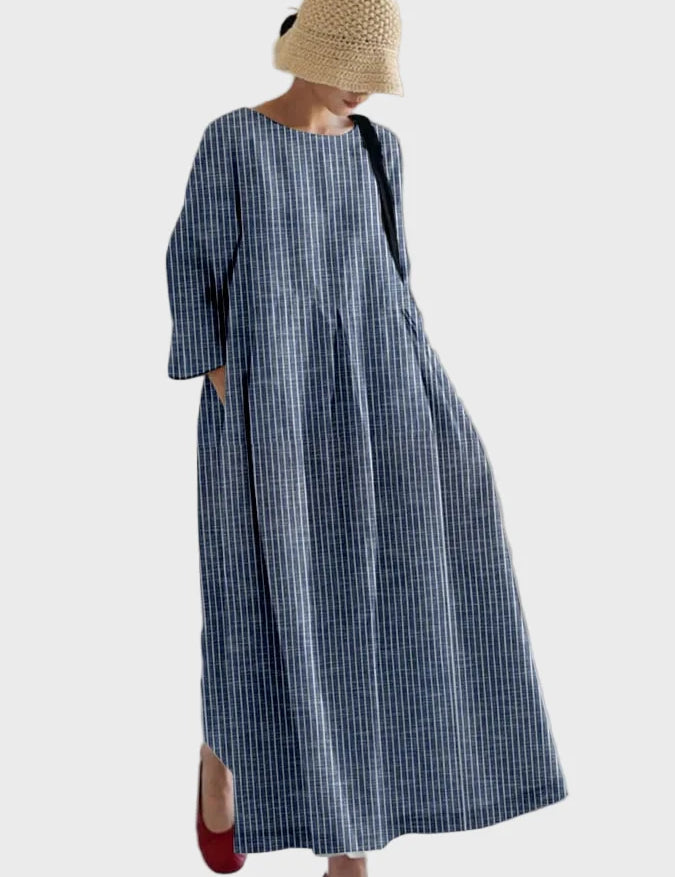 Červené Dlouhé Šaty Svislé Proužky Volný Střih Rukávy