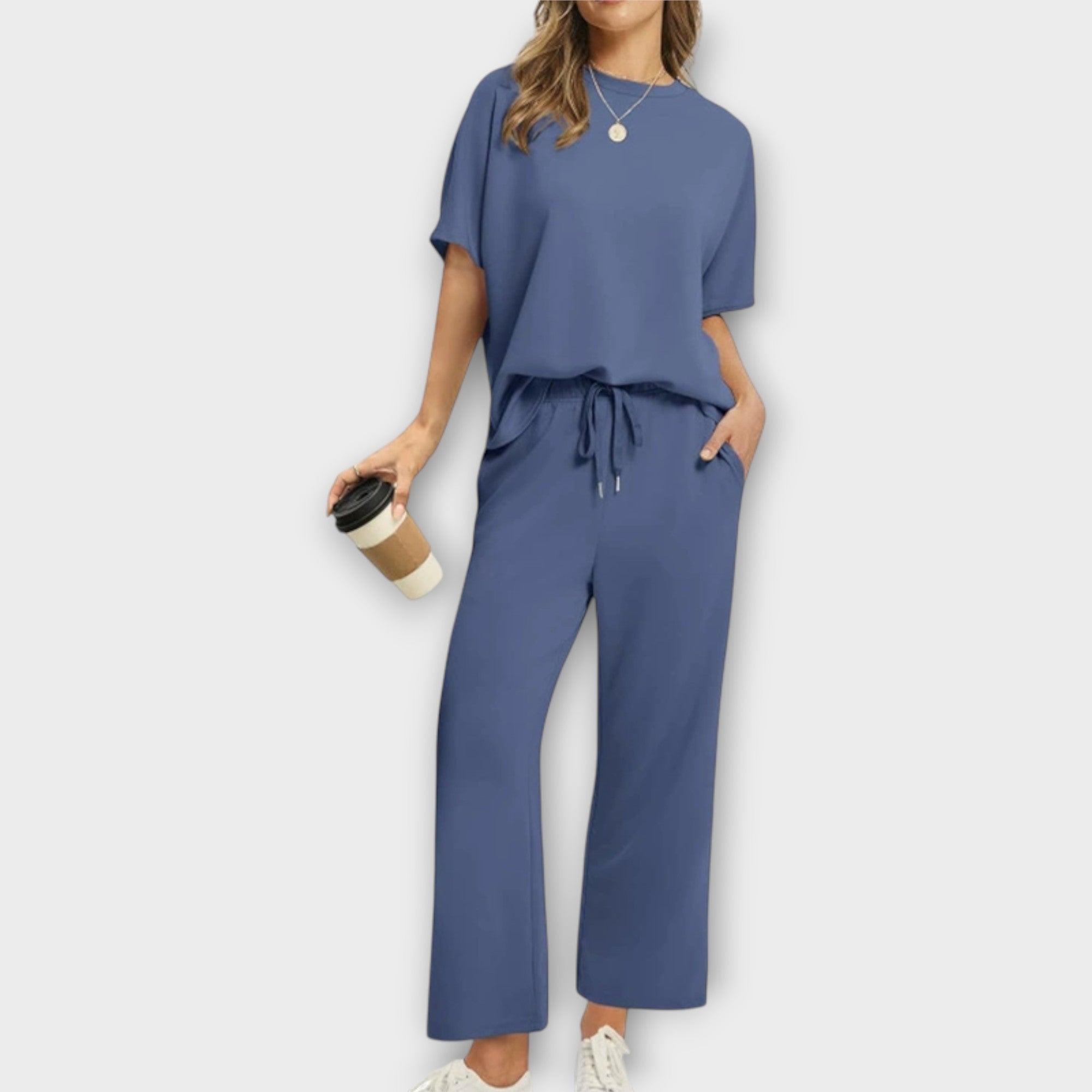 Set Loungewear s Pohodlným Střihem pro Každodenní Nošení