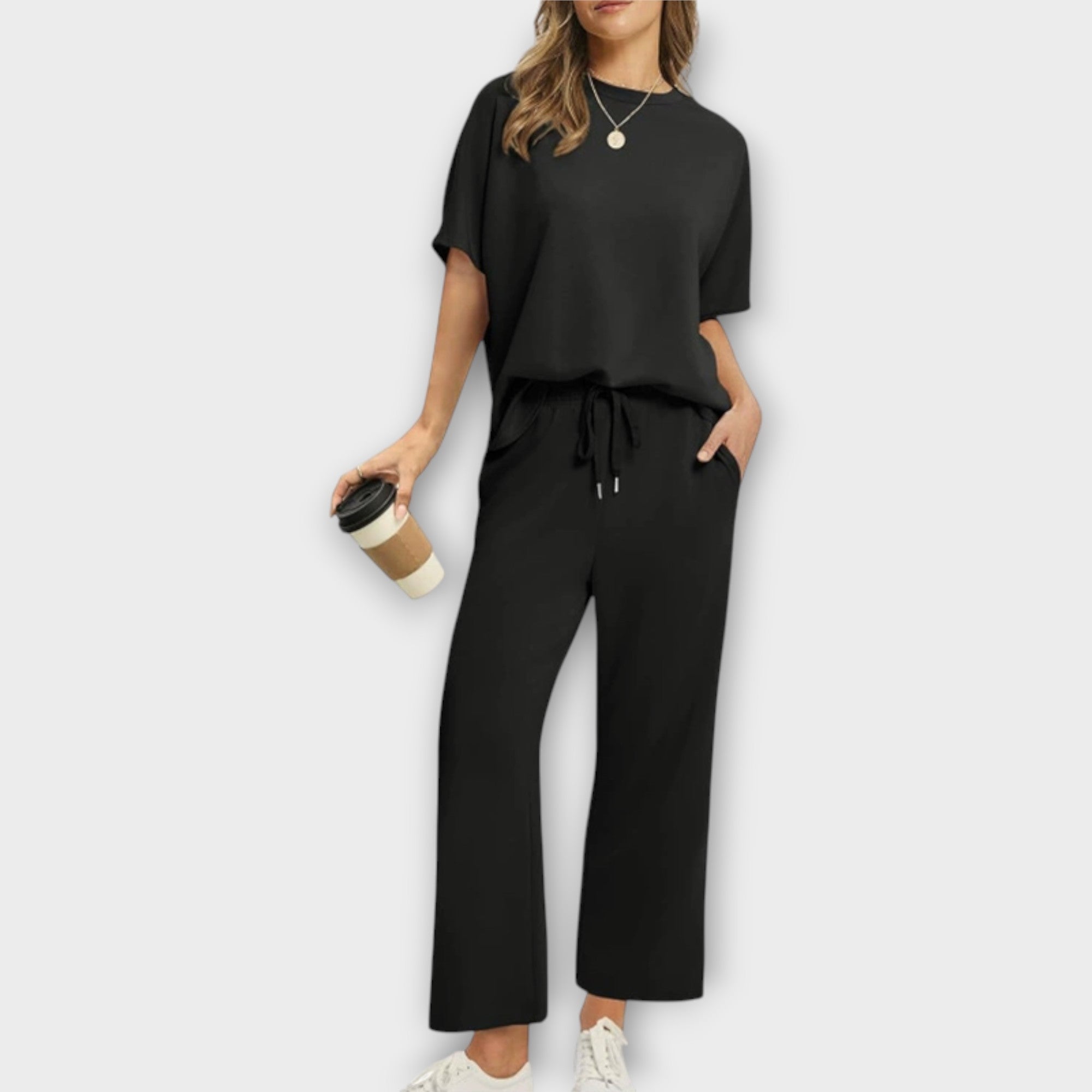 Set Loungewear s Pohodlným Střihem pro Každodenní Nošení
