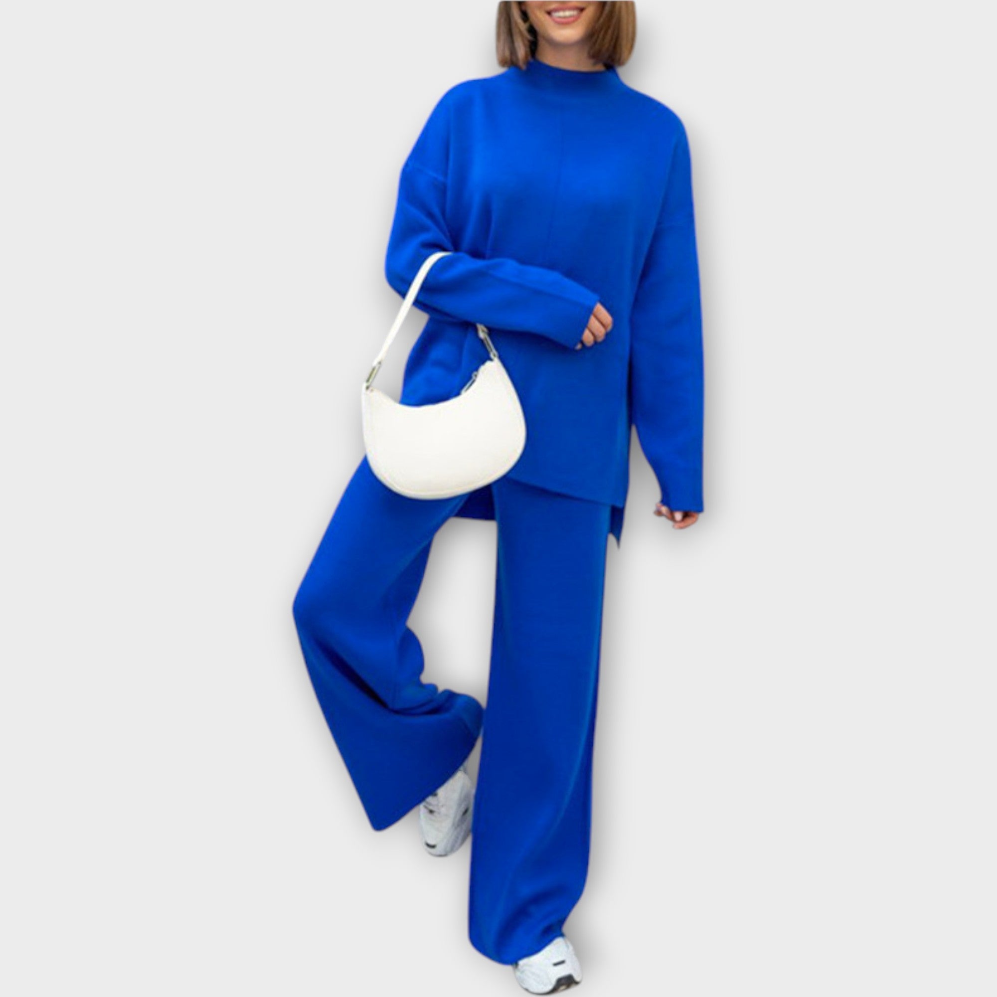 Set S Volným Střihem A Minimalistickou Estetikou Elegantně