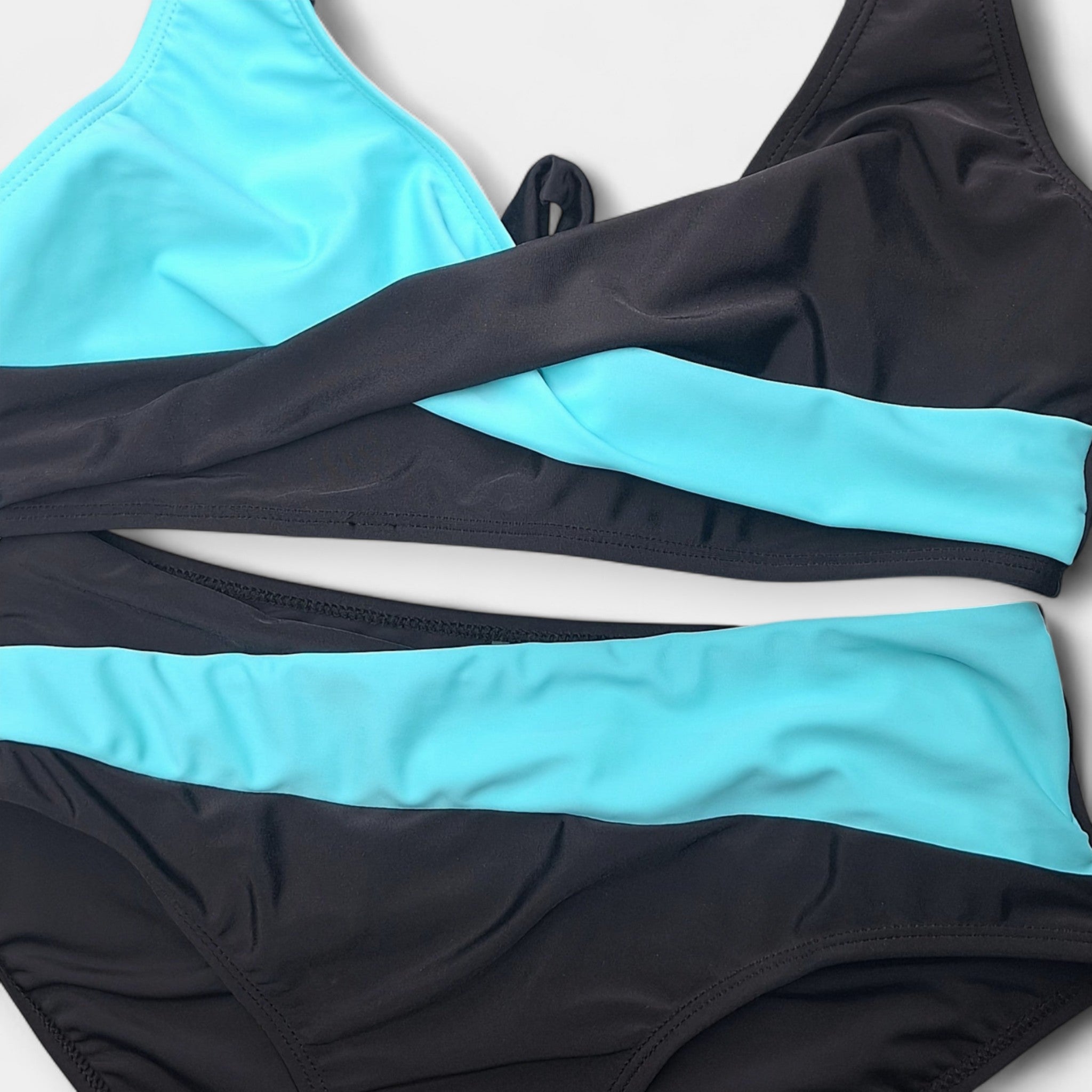 Překřížený Výstřih Bikini Dvoudílné Plavky U Krku Letní