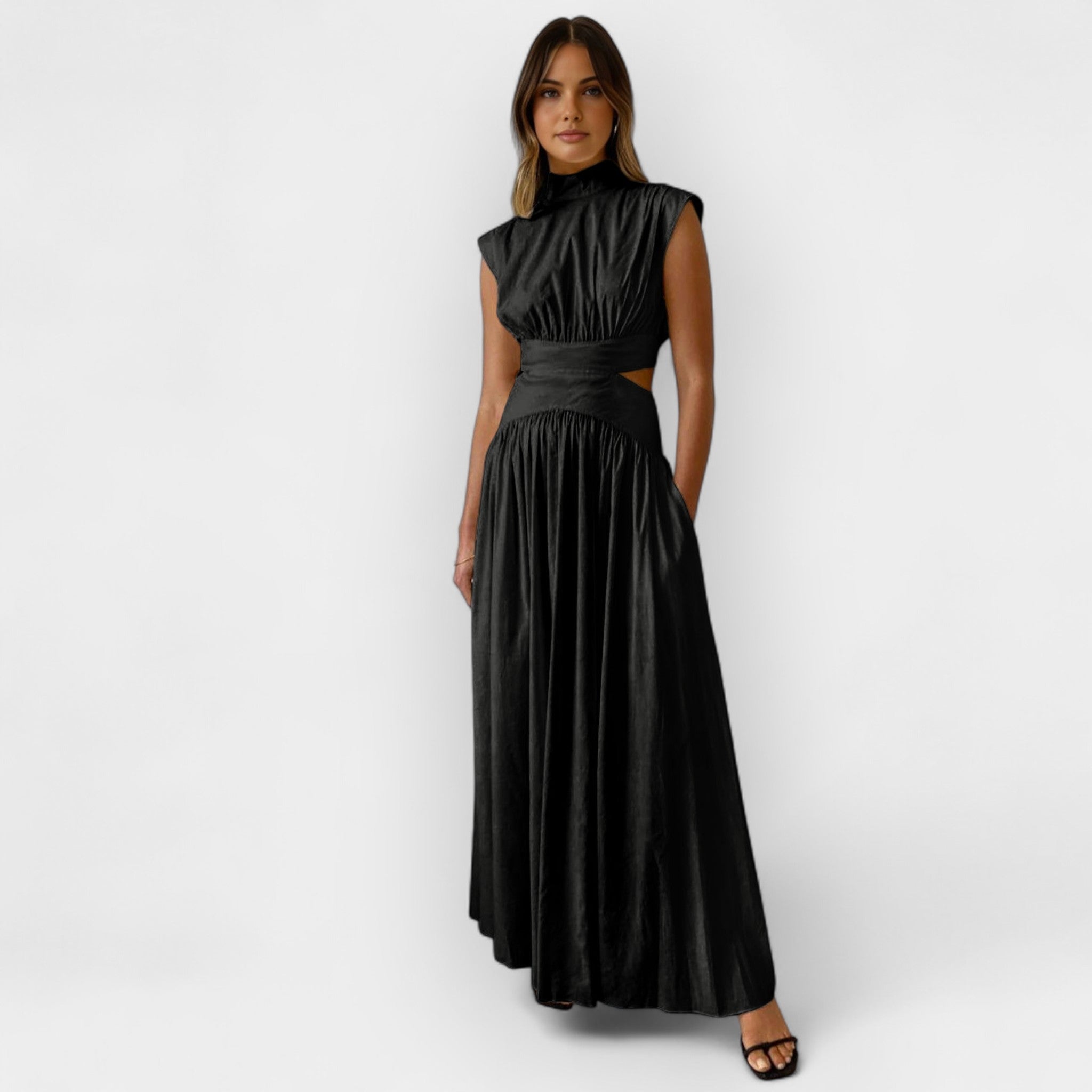 Stylové Šaty se Šik Výřezy pro Večerní Siluetu Elegantní