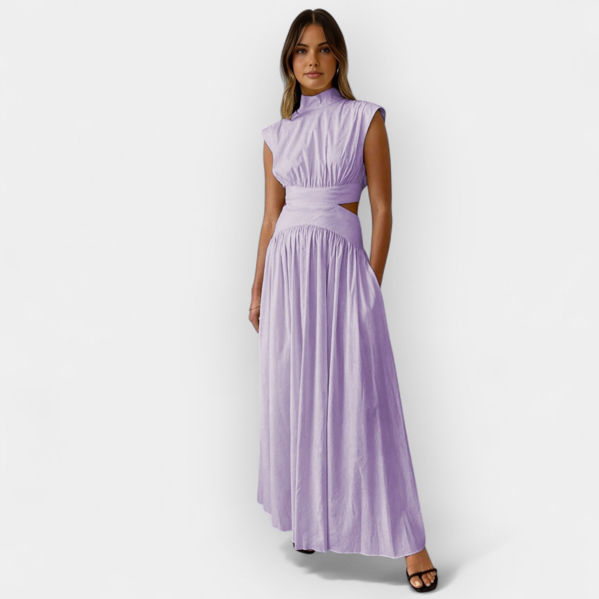 Stylové Šaty se Šik Výřezy pro Večerní Siluetu Elegantní