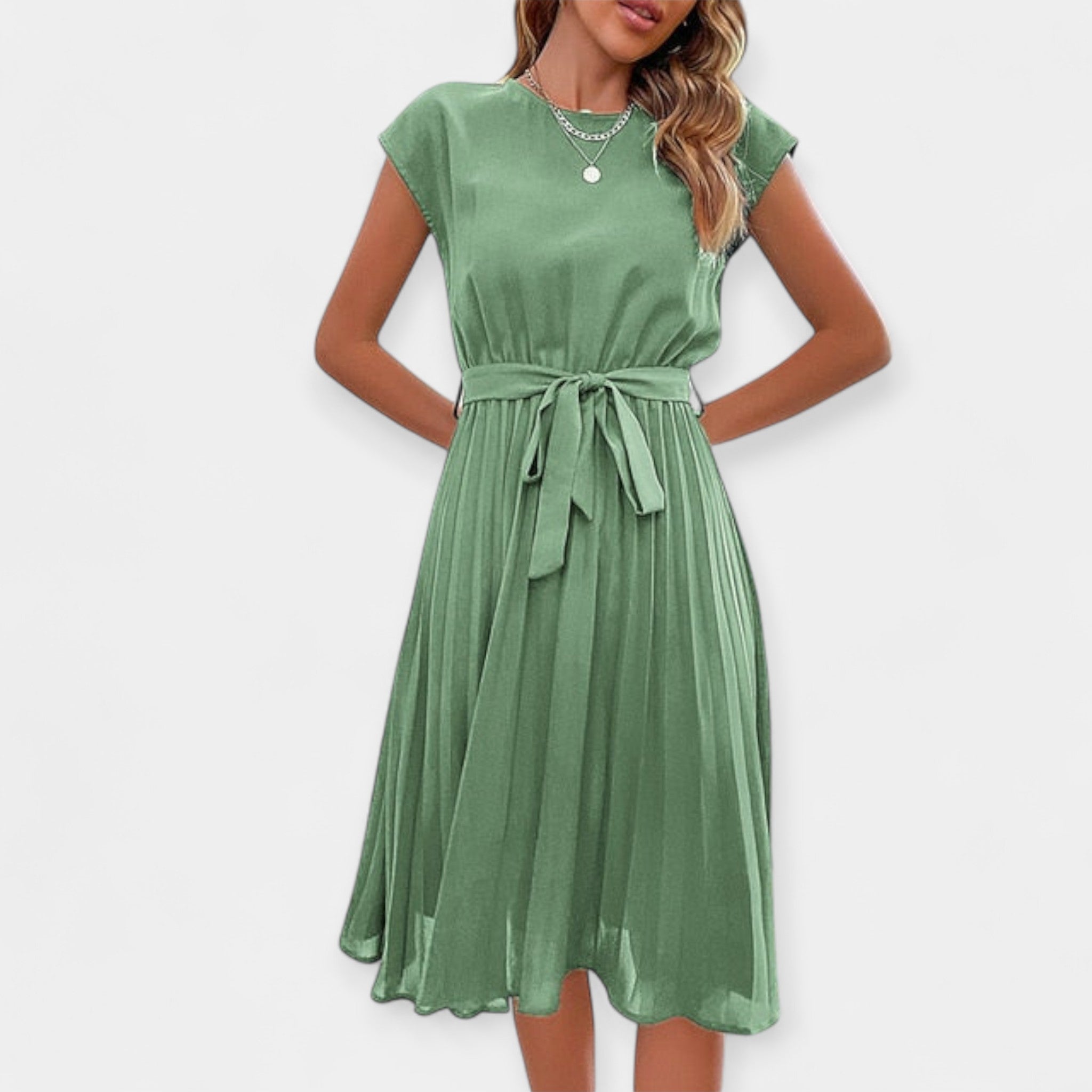 Lehké Letní Šaty s Vzdušným Střihem Elegantní Vzhled
