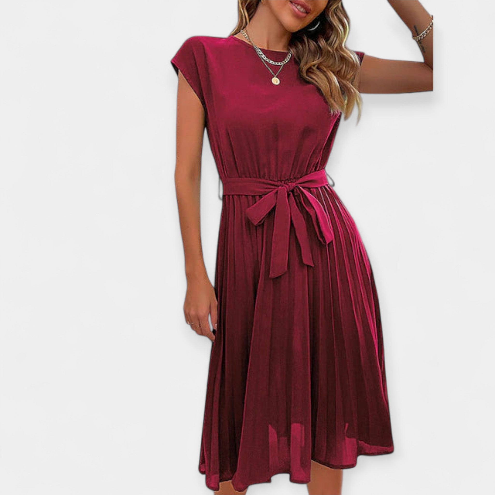 Lehké Letní Šaty s Vzdušným Střihem Elegantní Vzhled