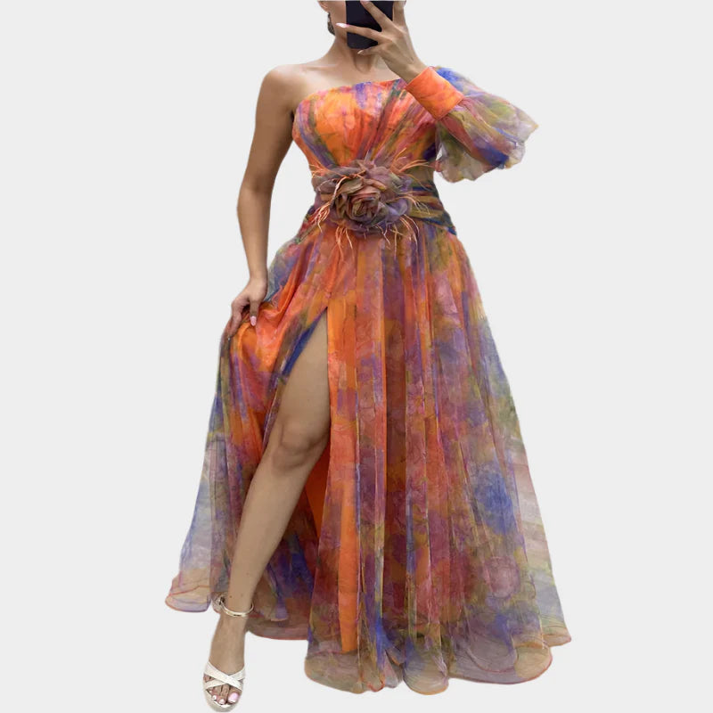 Smyslné Mini Šaty S Nepravidelným Vzorem A Bez Záda