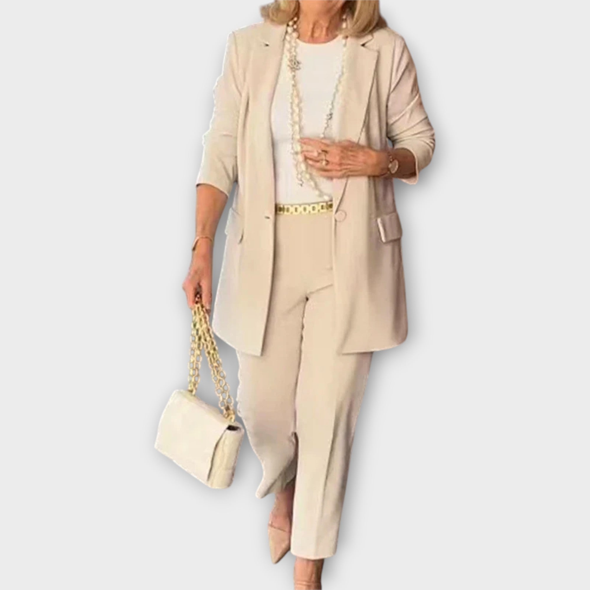 Elegantní Sada Saka A Kalhot Pro Nadčasový Vzhled A Styl