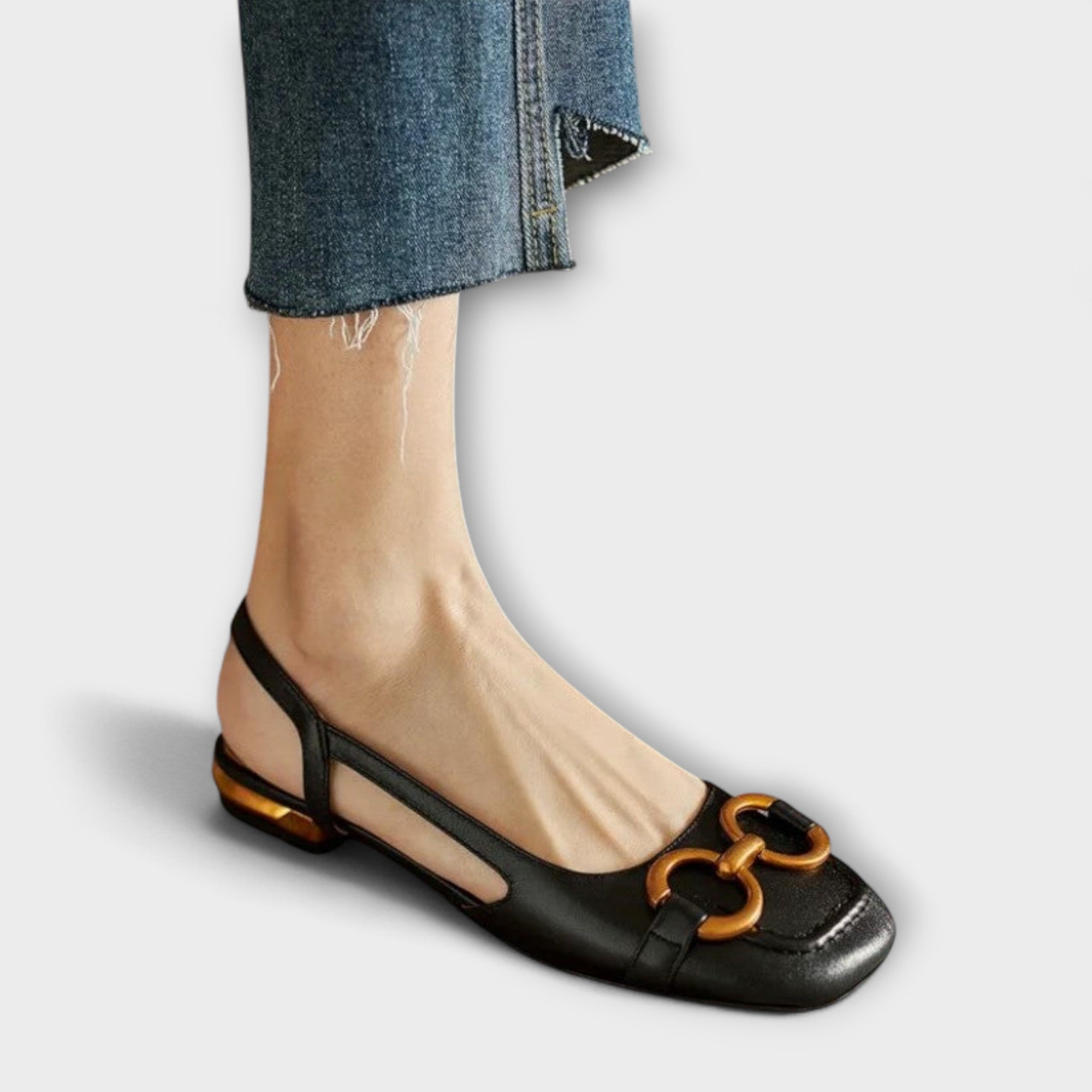 Sandály Arlena S Zlatou Přezkou Slingback Luxus Elegance