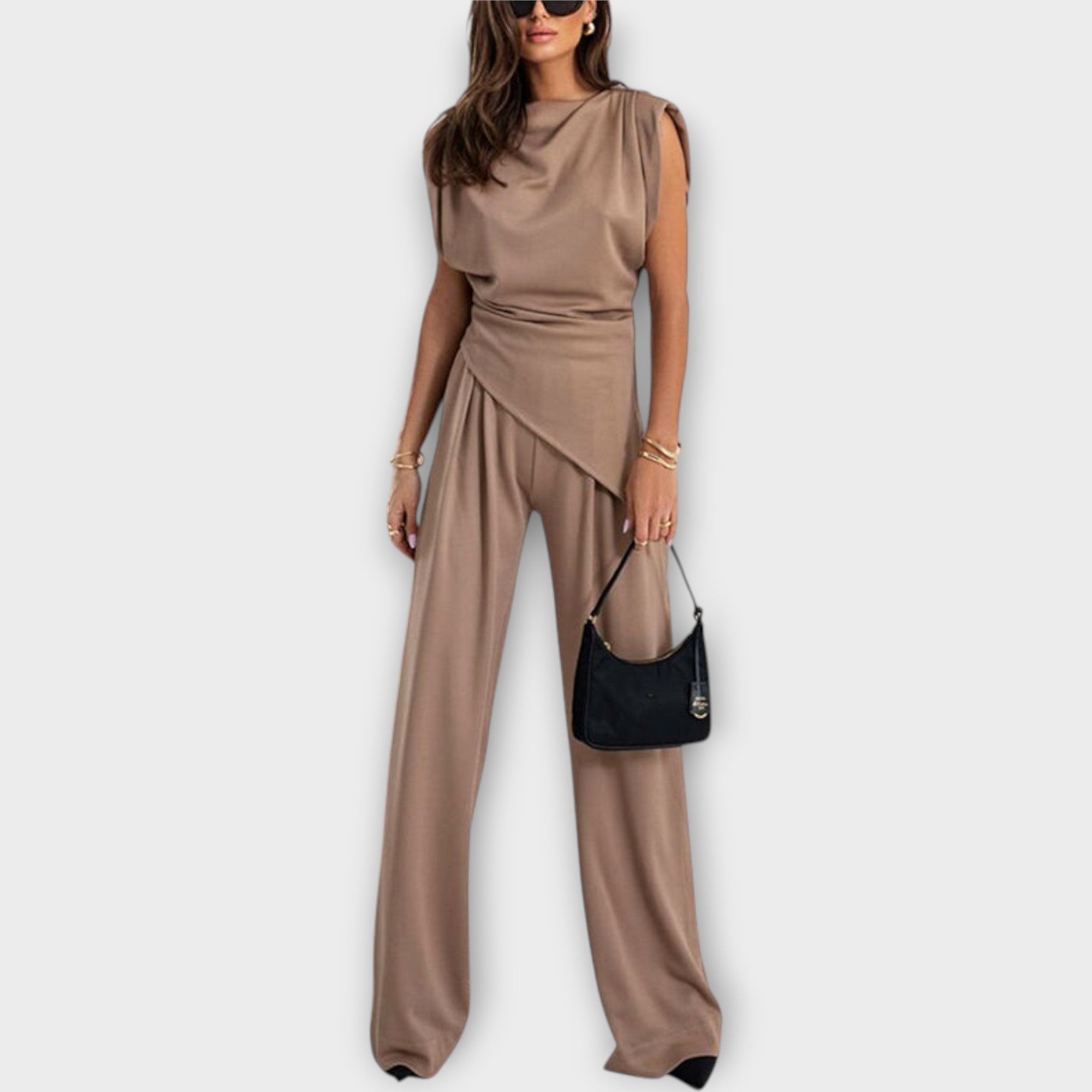 Elegantní overal S Moderním Střihem Pro Každou Příležitost