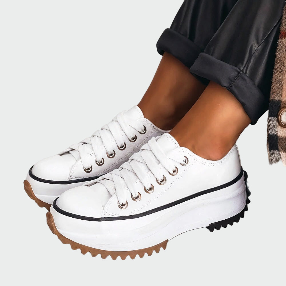 Dámské Ortopedické Boty Na Platformě Černé Bílé Detaily