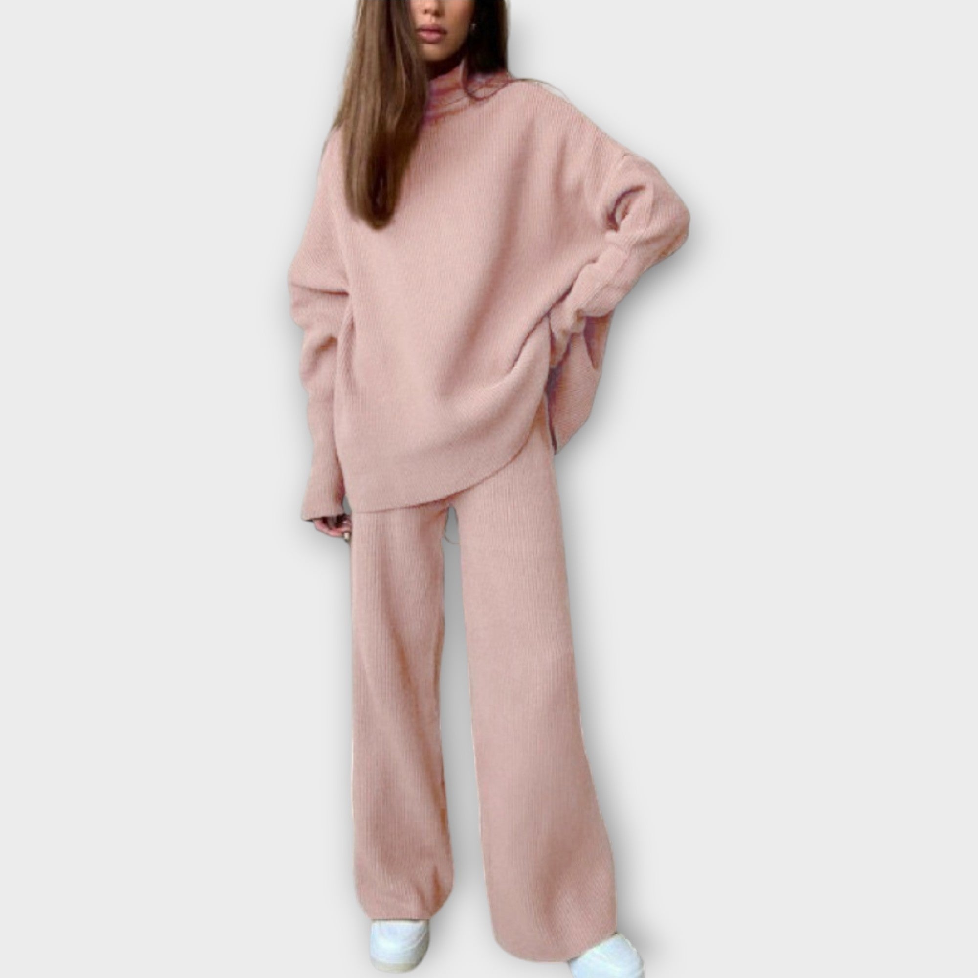 Pletený Set Volného Střihu S Minimalistickým Designem