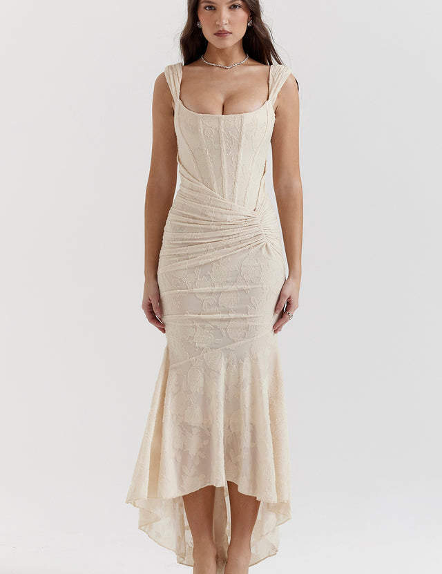 Kiara Šaty Elegantní Večerní Střih S Jemným Vzorem Pro Ženy