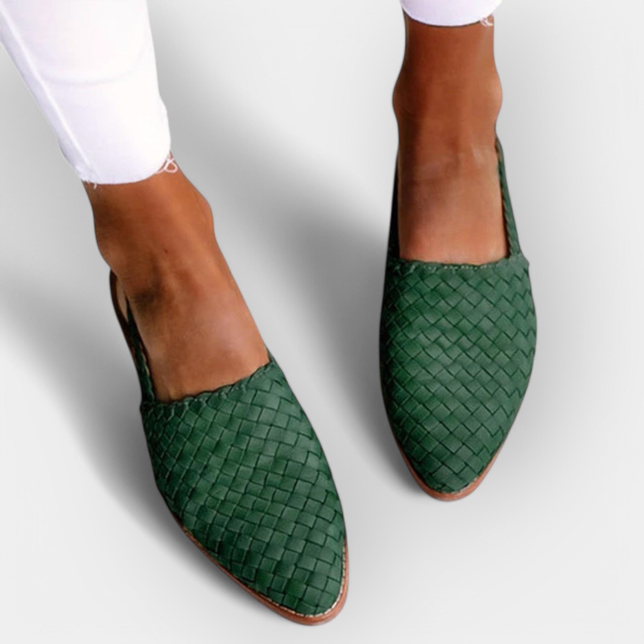 Ručně Vyráběné Sandály S Minimalistickým Designem Elegantní
