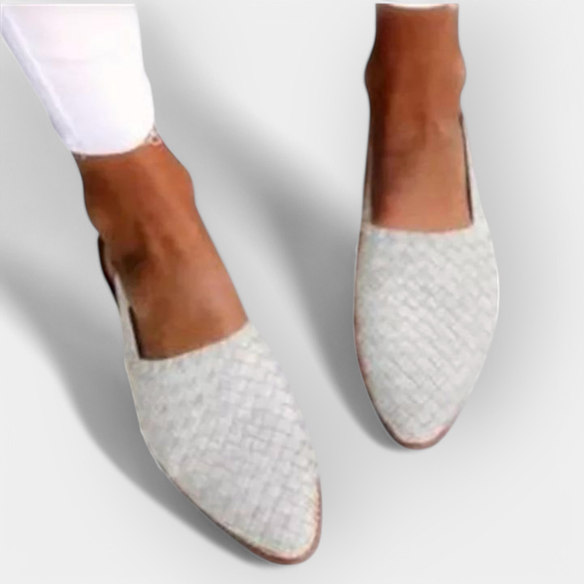 Ručně Vyráběné Sandály S Minimalistickým Designem Elegantní