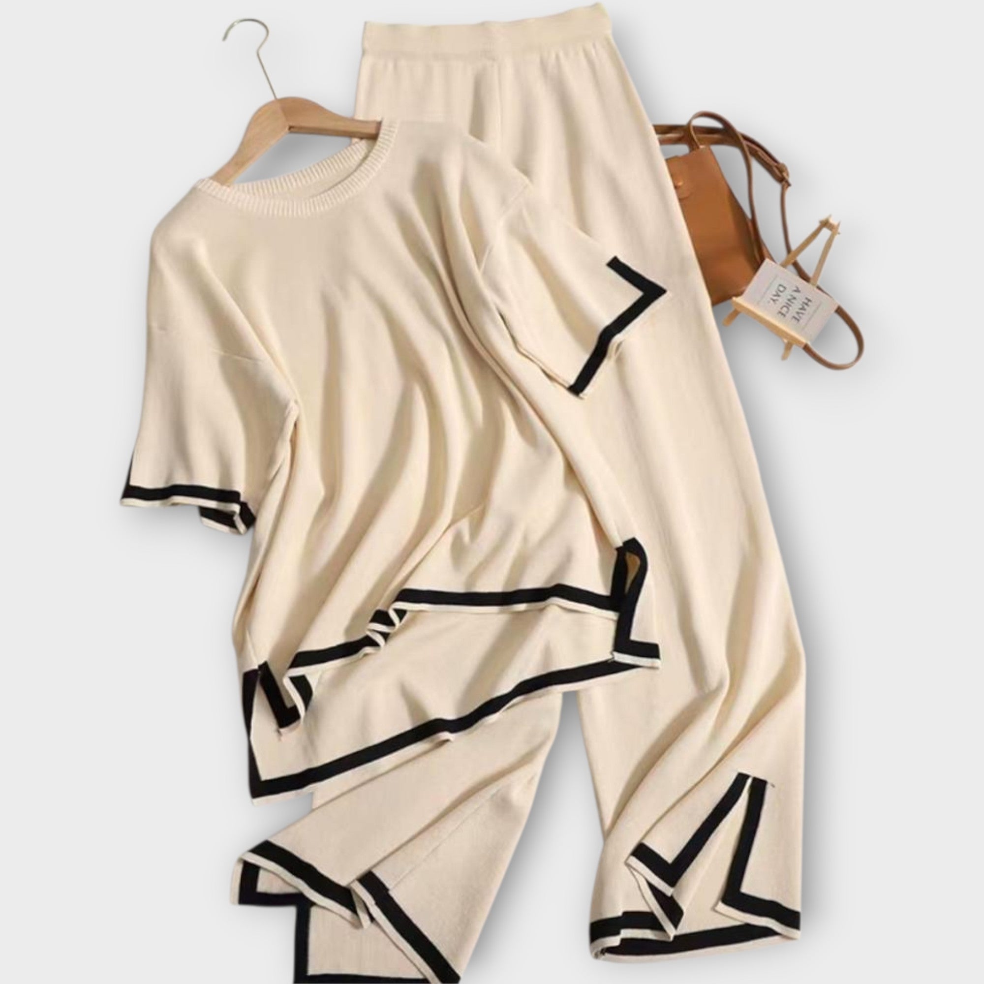Elegantní Pletený Set S Krátkými Rukávy Volným Střihem