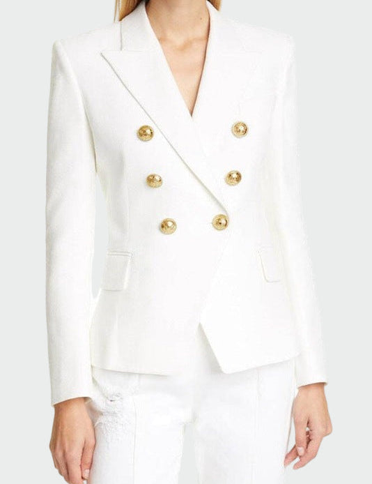 Elegantní Sako Klasického Střihu s Klopovým Límem Vyniká