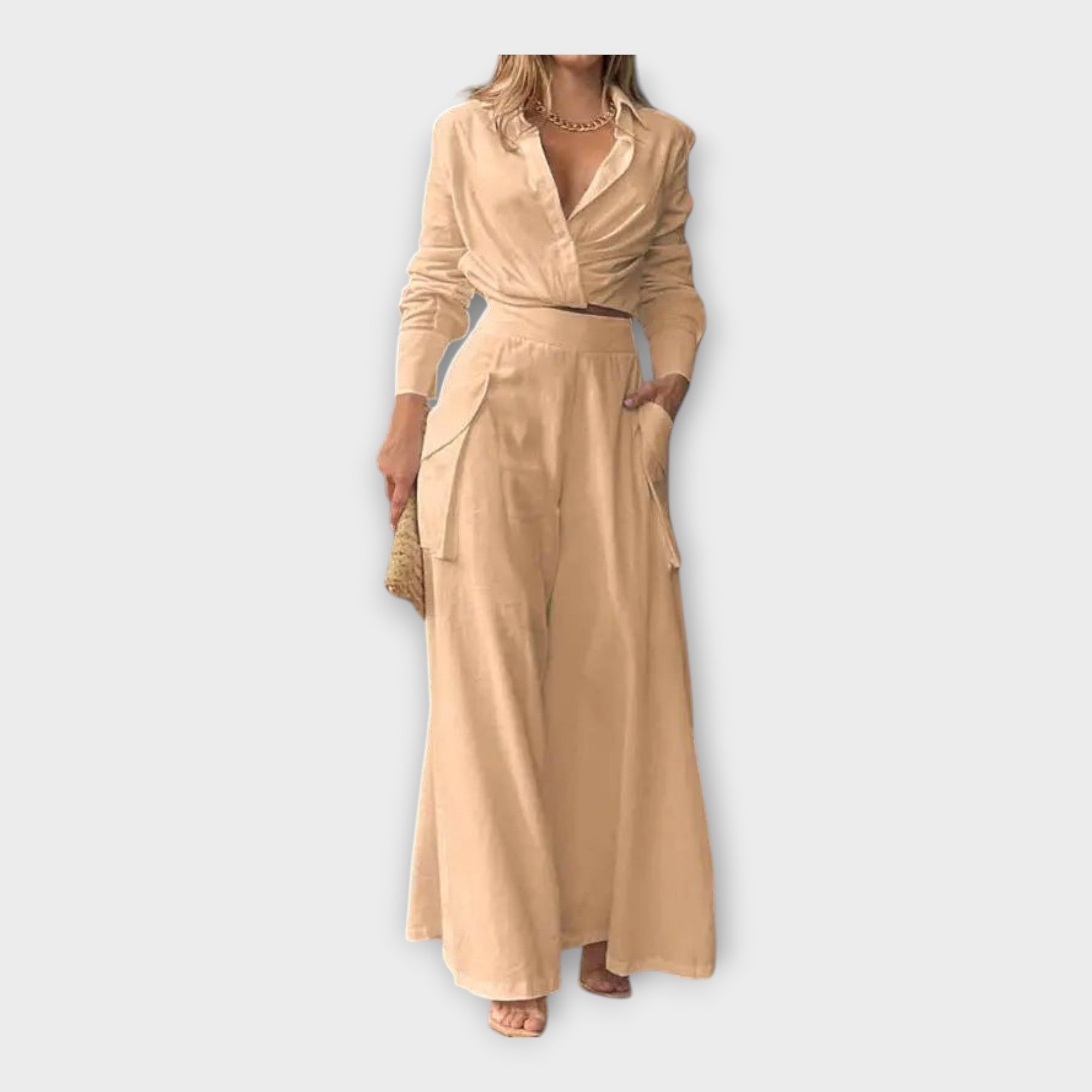 Set S Nadčasovou Eleganci A Minimalistickým vzhledem