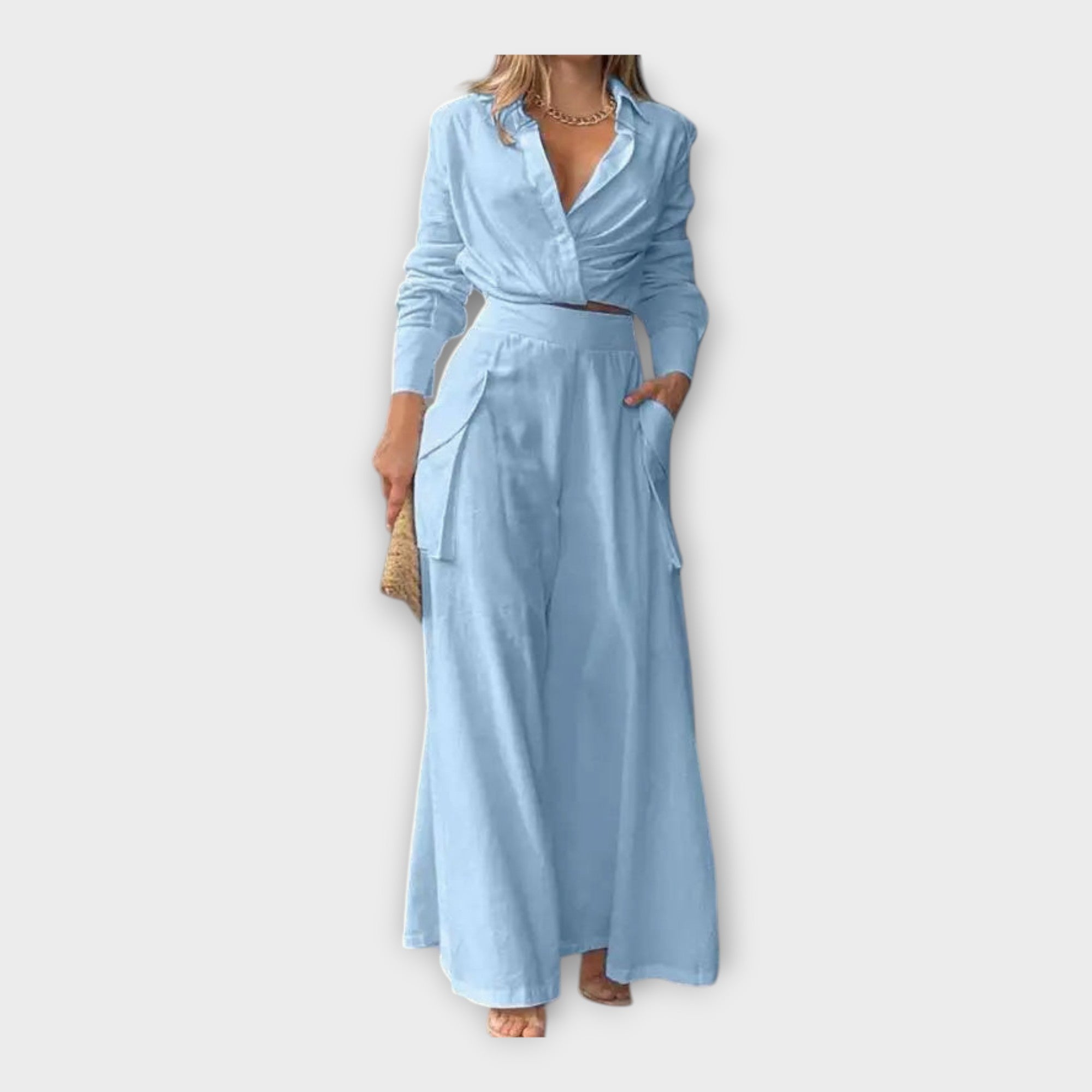 Set S Nadčasovou Eleganci A Minimalistickým vzhledem